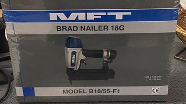 Förpackning av en MFT bradnailer 18G, modell B18/55-F1, med tydlig etikett och design.